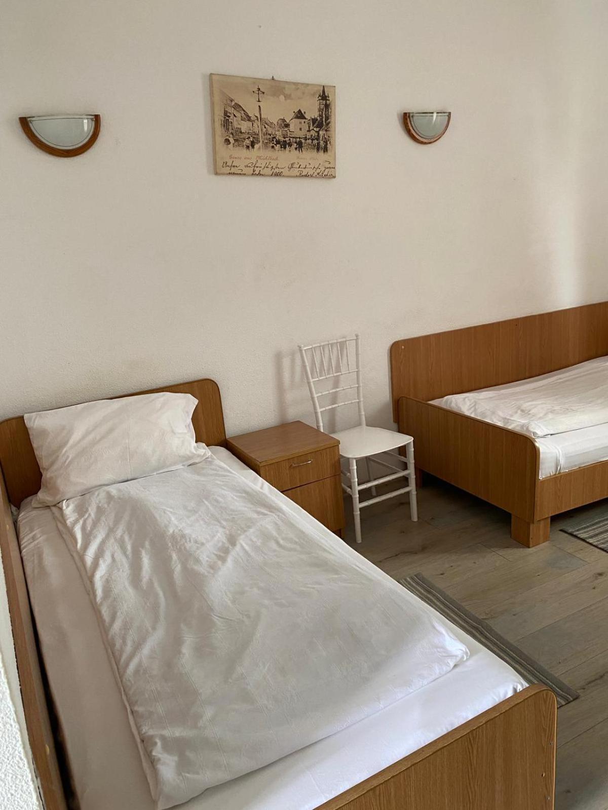 Dacia Motel 3*